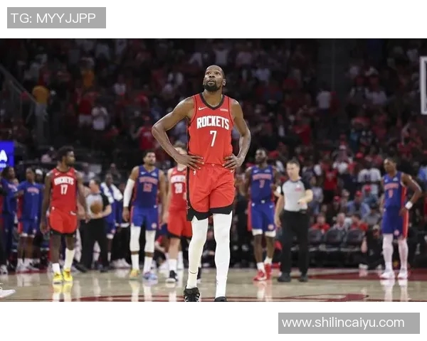 2006年火箭与魔术的激烈对决回顾及赛季精彩瞬间分析 2006年火箭与魔术的激烈对决回顾及赛季精彩瞬间分析